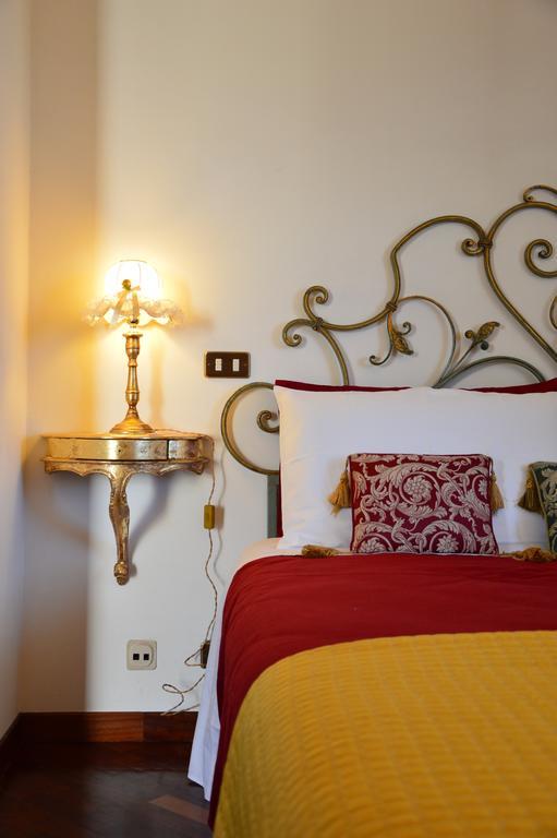 B&B Il Castello 카스티글리온 피보치 외부 사진