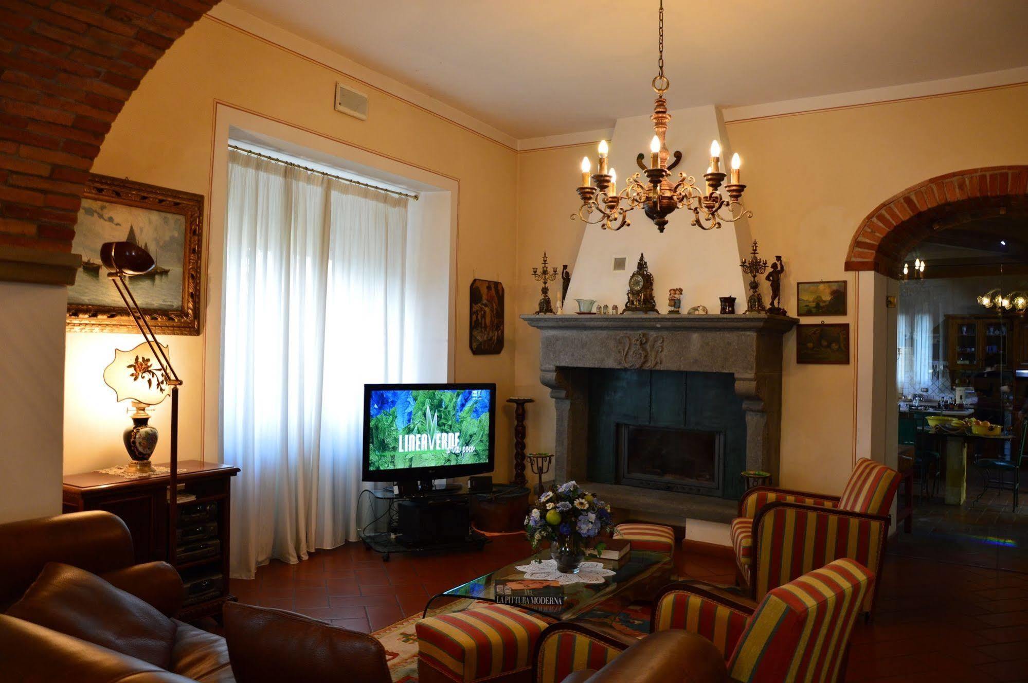 B&B Il Castello 카스티글리온 피보치 외부 사진